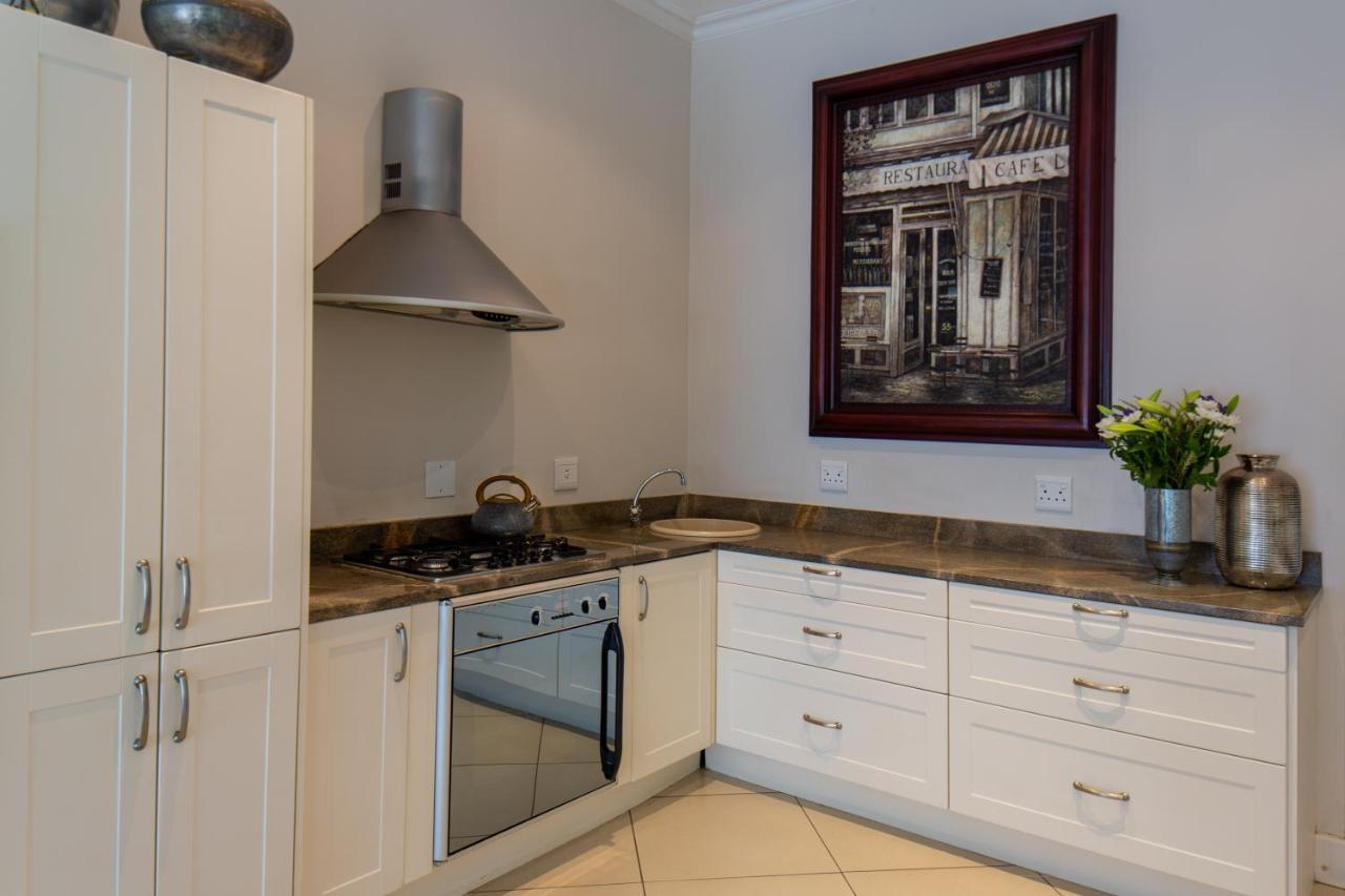 Apple And Spice Guest House George Bagian luar foto
